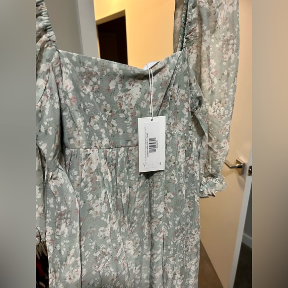NWT - Worth Collective - Mona Maxi Dress w/ Smocking Sage Green - Bump Friendly - Picture 4 of 5